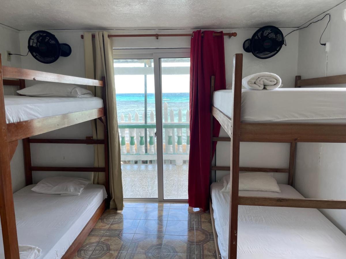 The Wave Hostel Corn Island Brig Bay Zewnętrze zdjęcie