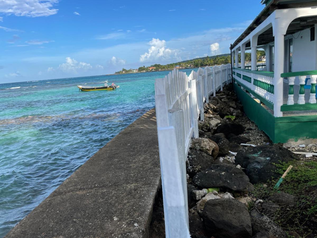 The Wave Hostel Corn Island Brig Bay Zewnętrze zdjęcie